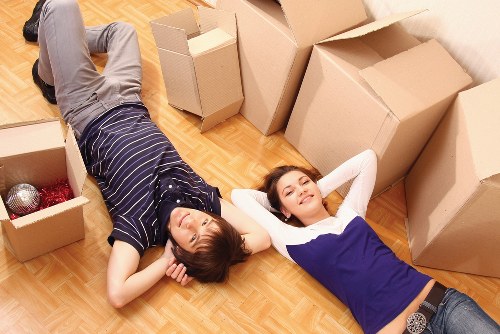 Local removals van supporting Wapping residents with moving and storage solutions
